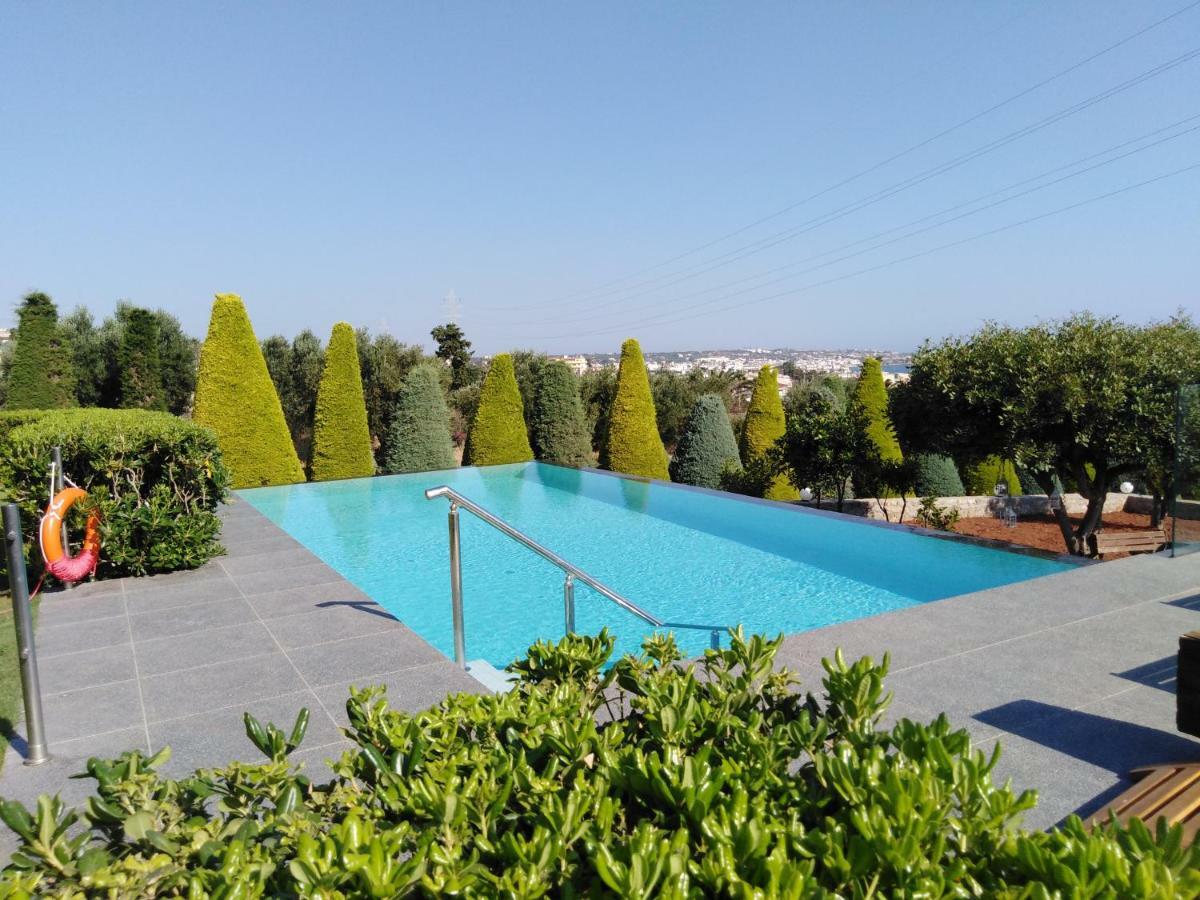 Golden Crest Villa Hersonissos  Dış mekan fotoğraf